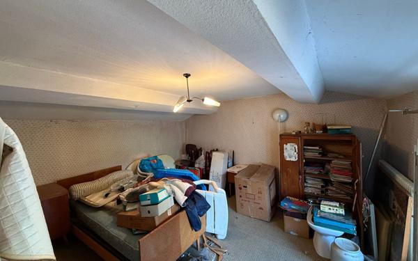 Maison à vendre    5 pièces •  Sourcieux-les-Mines