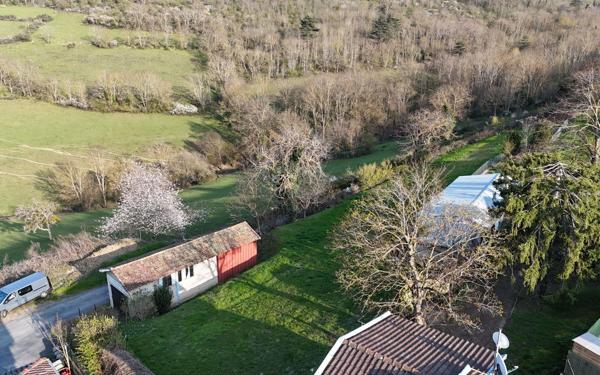 Maison à vendre    5 pièces •  Sourcieux-les-Mines