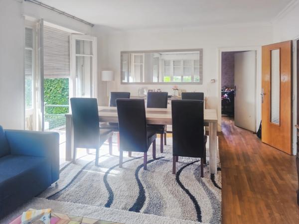 Maison lumineuse sur sous sol