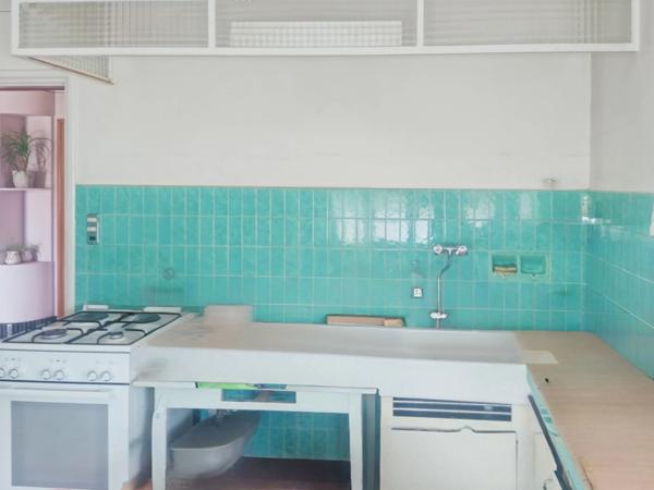 Maison lumineuse sur sous sol