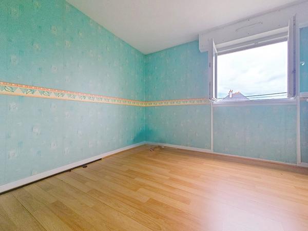 ST-MALO - QUARTIER ST SERVAN - APPARTEMENT IDEALEMENT SITUE -PROCHE COMMERCES - ECOLES ET TRANSPORTS