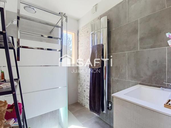 Maison 157m² sur 3000m² de terrain avec Vue Luberon – Apt (84400)