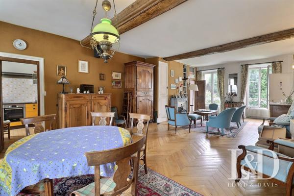 APPARTEMENT HISTORIQUE