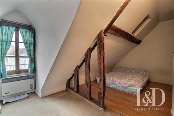 APPARTEMENT HISTORIQUE