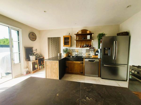 Dolus d'Oléron - Maison rénovée avec hangar de 100 m² et beau potentiel