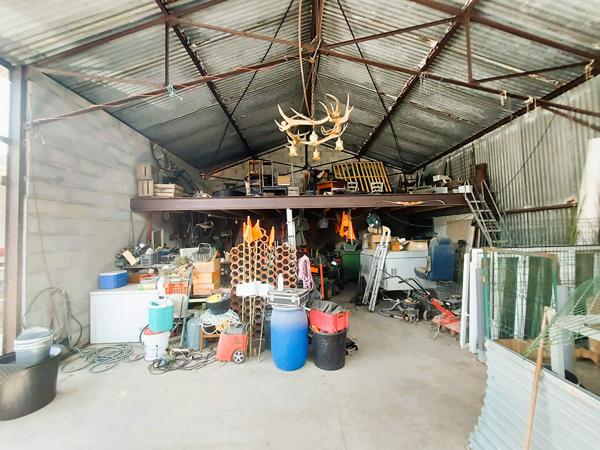 Dolus d'Oléron - Maison rénovée avec hangar de 100 m² et beau potentiel