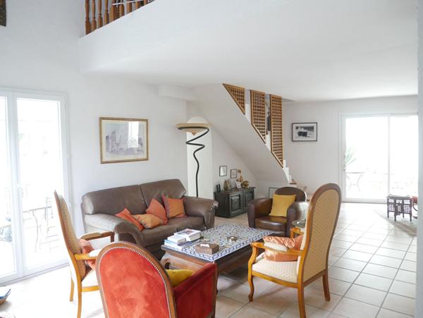 Villa Venelles 5 pièce(s) 147 m2