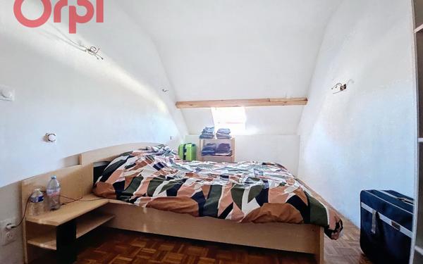 Maison à vendre    5 pièces • 161 m2 Brugheas