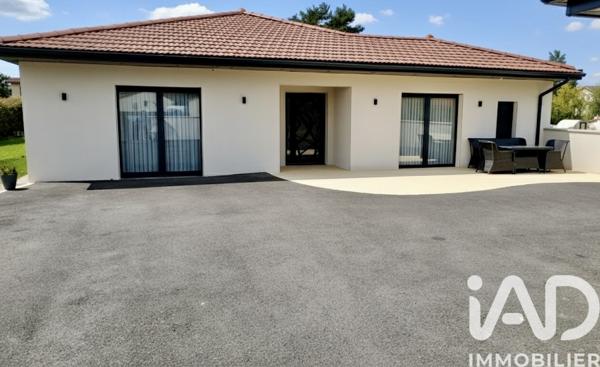 Maison à vendre 5 pièces 146 m² Balbigny