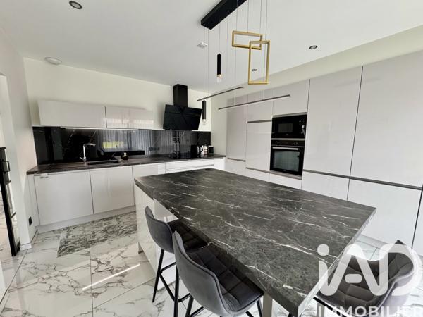 Maison à vendre 5 pièces 146 m² Balbigny