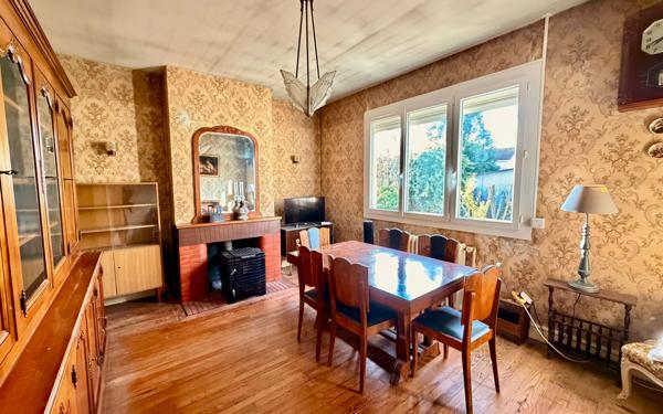 Maison à vendre    4 pièces •  Talence