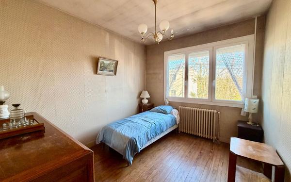 Maison à vendre    4 pièces •  Talence