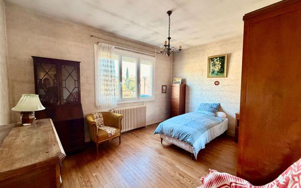 Maison à vendre    4 pièces •  Talence