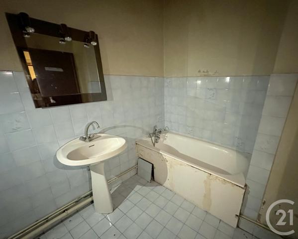 Maison à vendre  4 pièces - 94,63 m2 VILLIEU LOYES MOLLON - 01