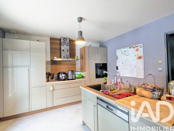 Maison à vendre 6 pièces 121 m² Elbeuf-en-Bray