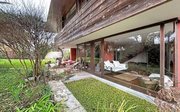 Maison à vendre    5 pièces • 158 m2 Anglet