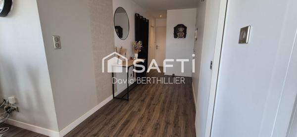 Appartement 77 m² – Lumineux et Rénové – Avec Balcon, Garage et Cave