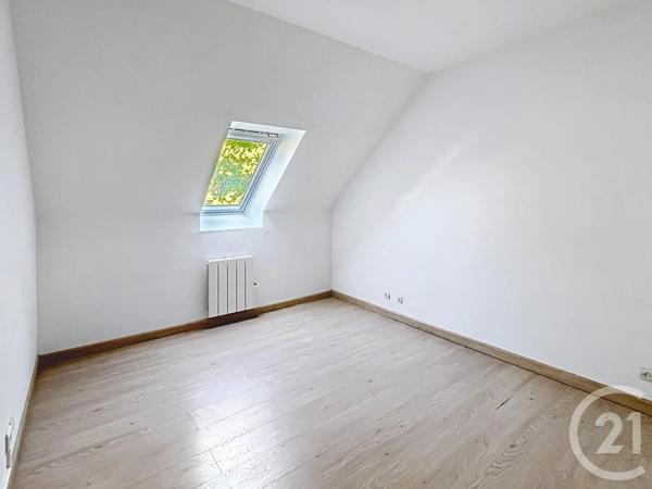 Maison à vendre  3 pièces - 76,76 m 2   MAROLLES EN BRIE  - 94