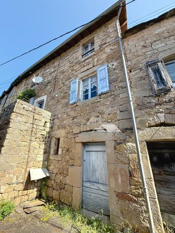 Saint-Beauzély (12620) Maison 3 pièces avec possibilité d'agrandissement ou création de terrasse