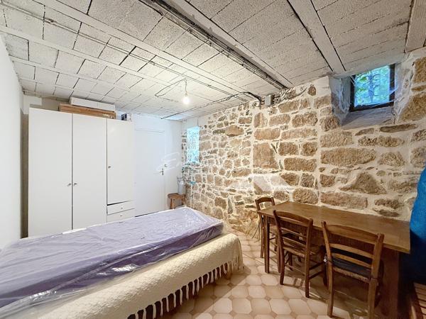 Saint-Beauzély (12620) Maison 3 pièces avec possibilité d'agrandissement ou création de terrasse