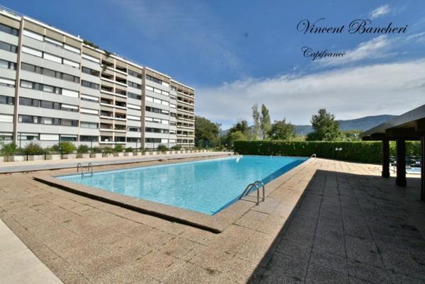 À louer – Beau T2 meublé de 50 m² avec garage, cave, piscine et tennis – Saint-Julien-en-Genevois (74160)