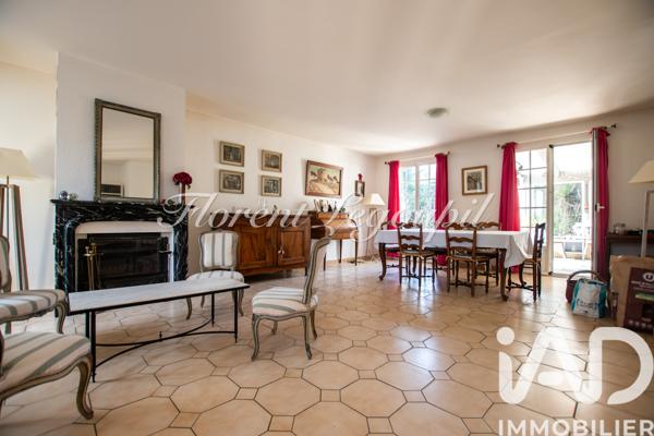Maison à vendre 6 pièces 136 m² Saint-Germain-en-Laye