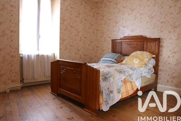 Maison à vendre 7 pièces 128 m² Le Vernet-Chaméane