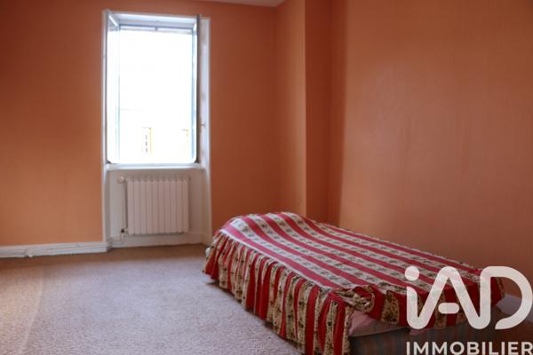 Maison à vendre 7 pièces 128 m² Le Vernet-Chaméane