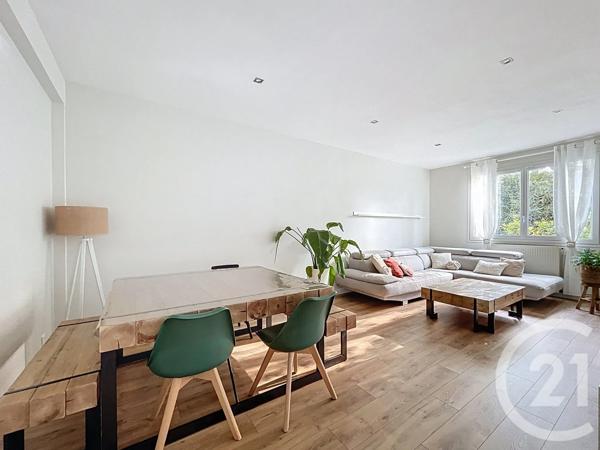 Appartement F4 à vendre  4 pièces - 101,56 m 2   BELLOY EN FRANCE  - 95