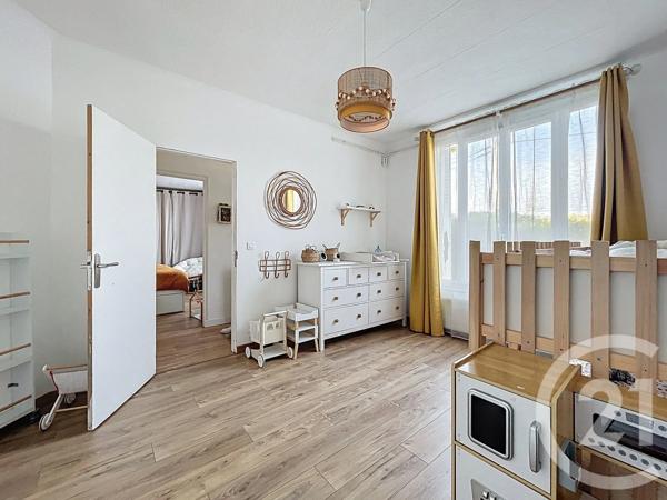 Appartement F4 à vendre  4 pièces - 101,56 m 2   BELLOY EN FRANCE  - 95
