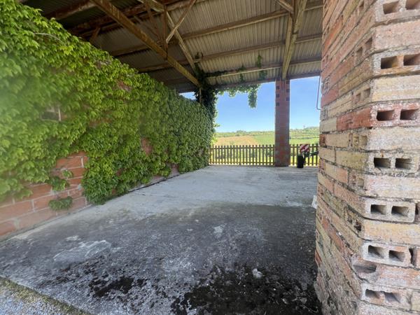 Maison T4 de 142m² avec abri voiture sur un terrain de 400m²