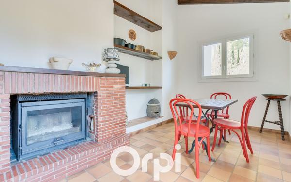 Maison à vendre    5 pièces •  La Cadière-d'Azur