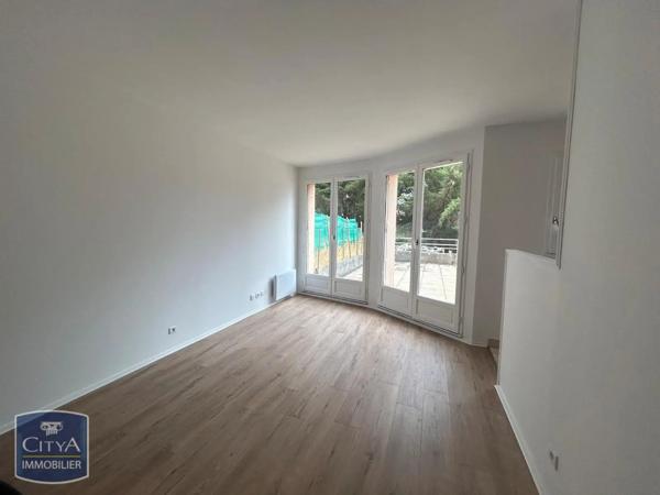 Appartement à louer 1 pièce 30m² Arpajon (91290)