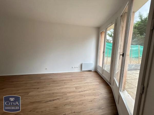 Appartement à louer 1 pièce 30m² Arpajon (91290)