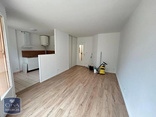 Appartement à louer 1 pièce 30m² Arpajon (91290)