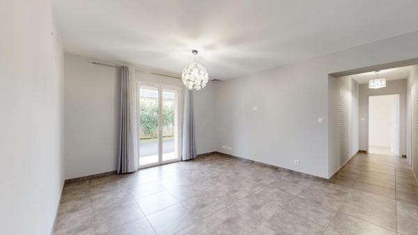 Maison familiale  avec beaux volumes et prestations