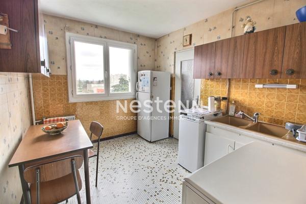 Appartement Venissieux 4 pièce(s) 75 m²