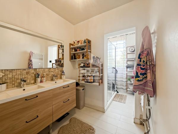 À vendre ? T4 de 73 m² lumineux avec balcon, cave et parking