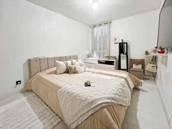 À vendre ? T4 de 73 m² lumineux avec balcon, cave et parking
