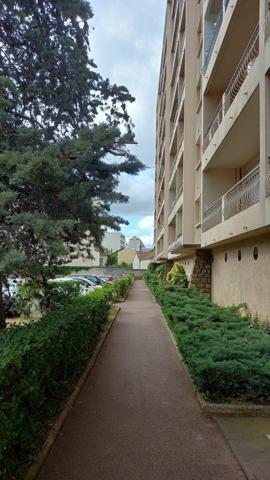 Appartement à louer    3 pièces • 52,12 m2 Lyon 8