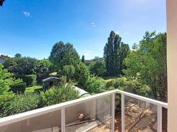 Maison
         5 pièces
        - 132 m² 520 000 € *
