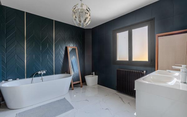 Maison à vendre    6 pièces •  Cugnaux