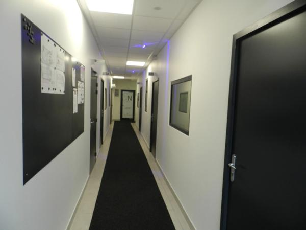 Dpt Isère (38), à vendre BOURGOIN JALLIEU Locaux commerciaux 115 m²