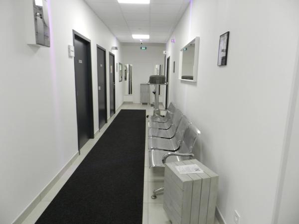 Dpt Isère (38), à vendre BOURGOIN JALLIEU Locaux commerciaux 115 m²