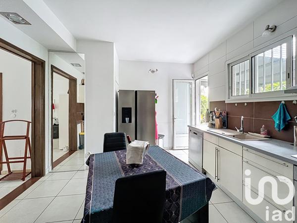 Maison à vendre 5 pièces 145 m² Le Tampon