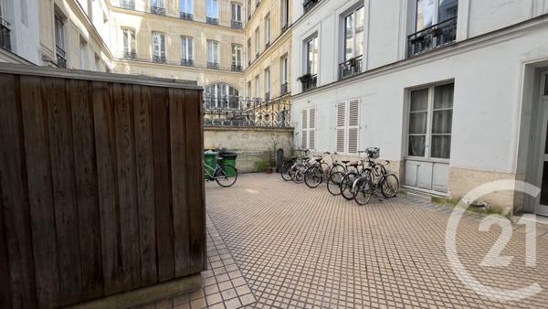 Appartement F2 à vendre  2 pièces - 55,17 m2 PARIS - 75010