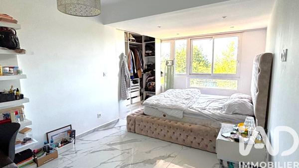 Maison à vendre 27 pièces 485 m² Draguignan