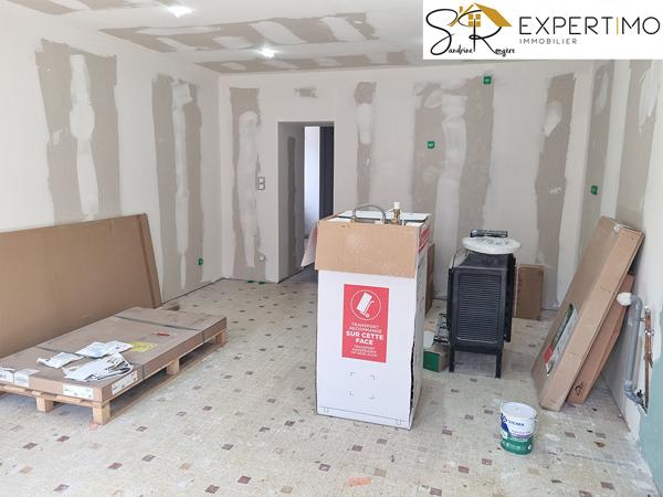 Menat (63560) Maison 80 m² à finir Bord de Sioule, 3510m² de terrain