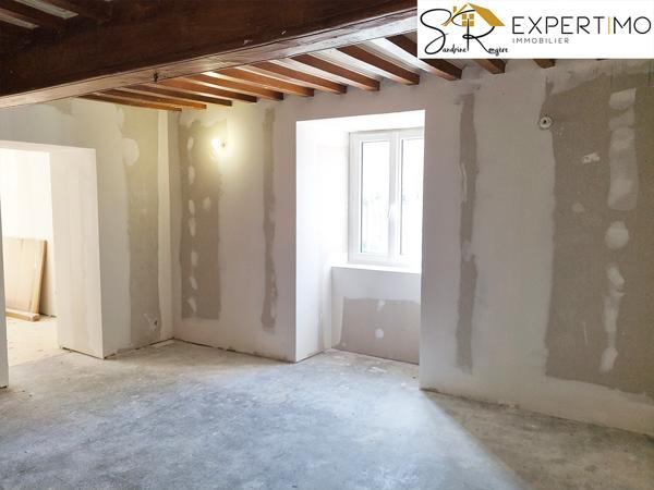 Menat (63560) Maison 80 m² à finir Bord de Sioule, 3510m² de terrain