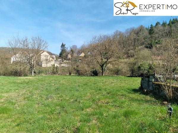 Menat (63560) Maison 80 m² à finir Bord de Sioule, 3510m² de terrain